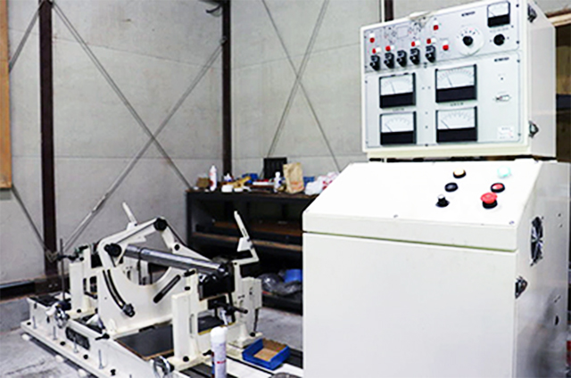 検査設備：ダイナミックバランス測定機 2,000mm